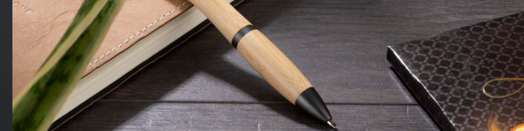 Gegraveerde pennen bamboe